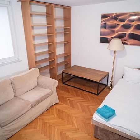 Apartroom Nowiniarska Warszawa Exteriör bild